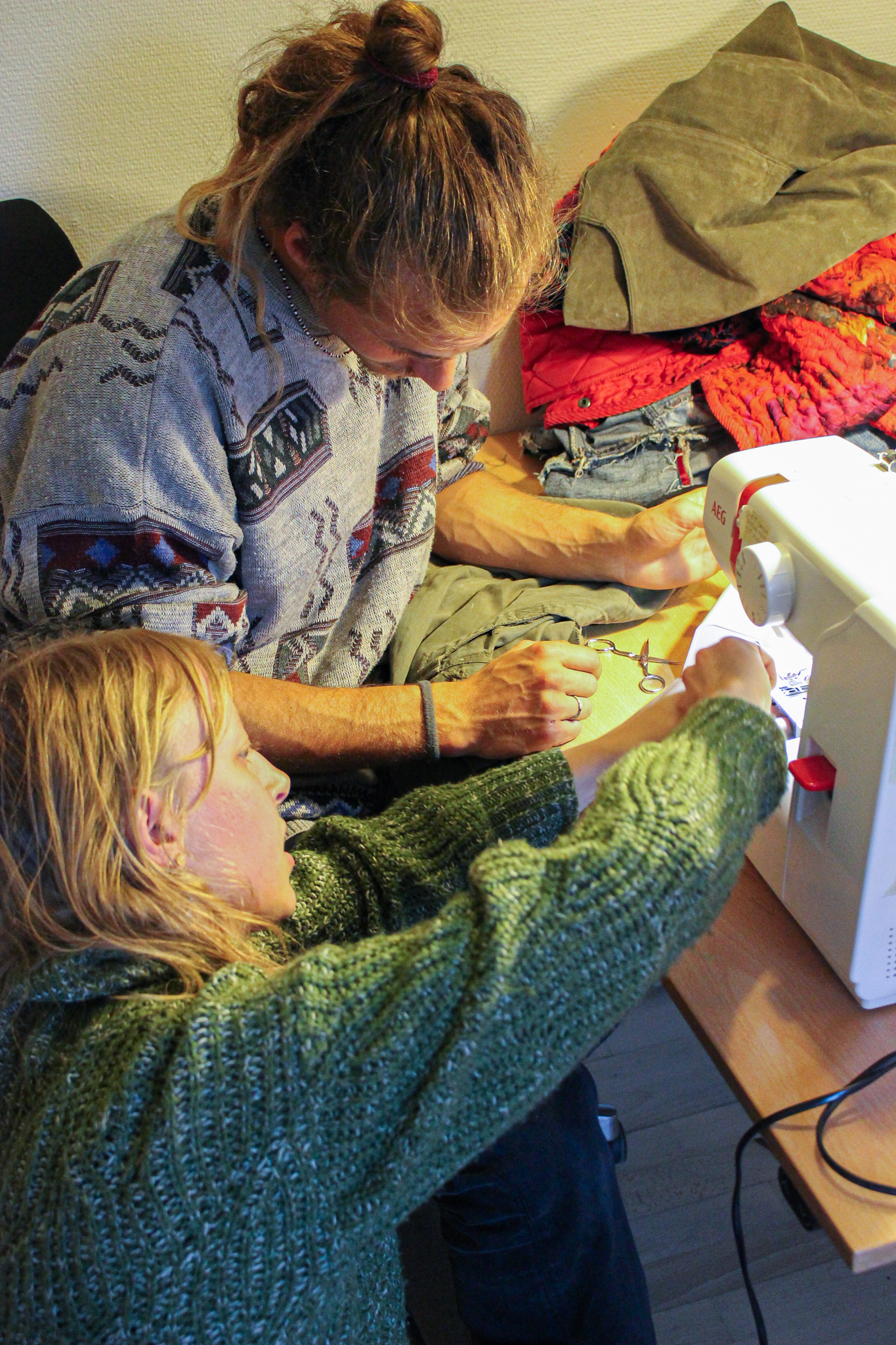 Introduction into sewing machines